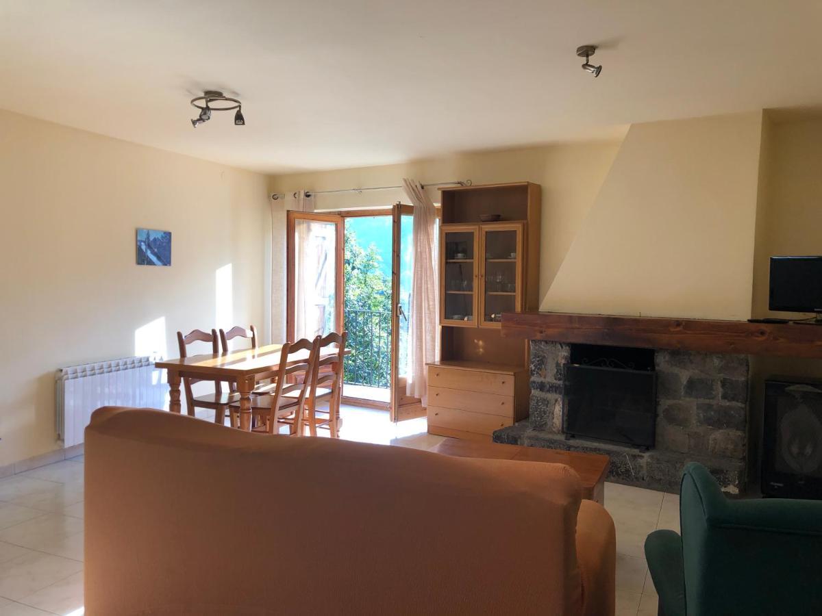 Apartaments El Tarter Erill la Vall Bagian luar foto