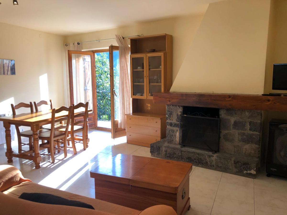 Apartaments El Tarter Erill la Vall Bagian luar foto