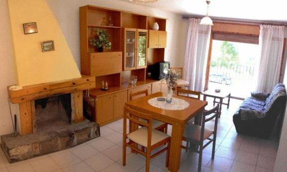 Apartaments El Tarter Erill la Vall Ruang foto